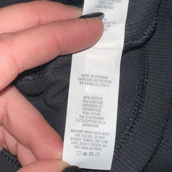 Women’s size medium Aerie black ribbed dress with built in bra, NWT! - Picture 8 of 11